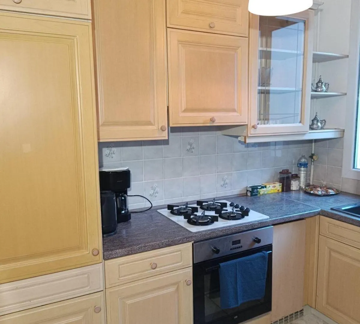 Hostel Chambres Privees Dans Un Appartement De 2 Pieces A Paris 13E